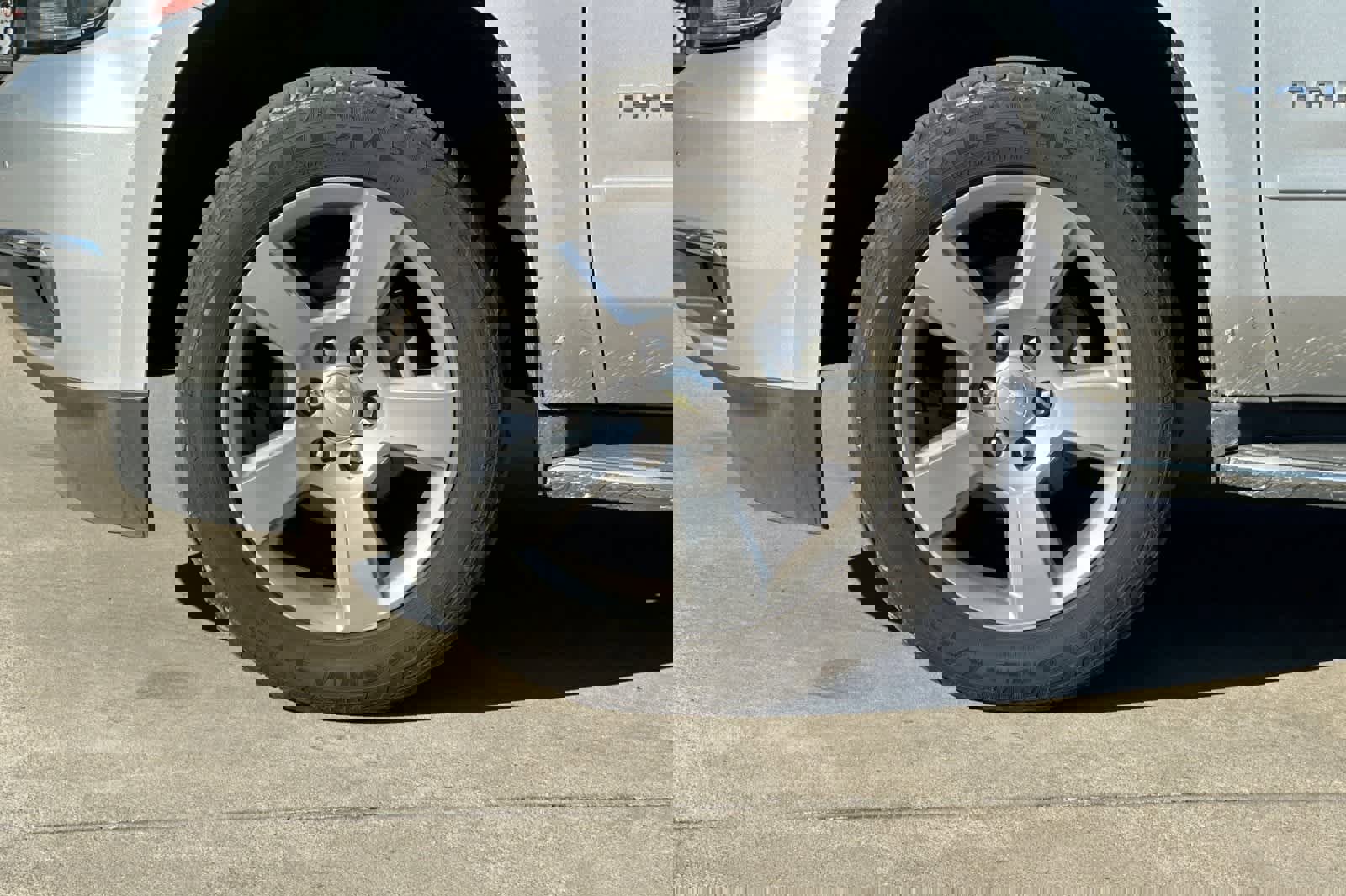 Used 2018 Chevrolet Tahoe Premier image 30