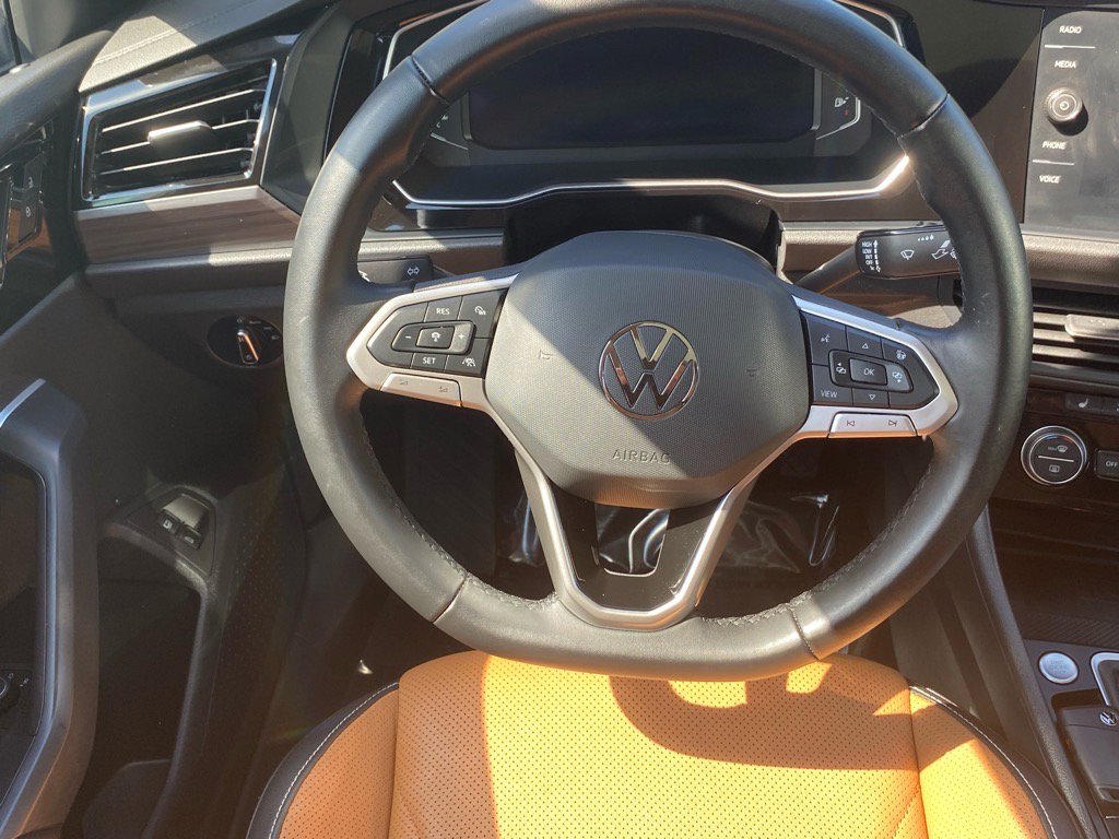 Certified 2024 Volkswagen Jetta SEL image 4