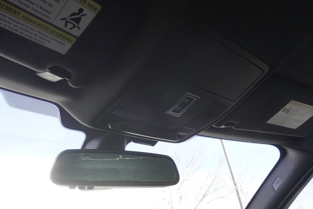 Used 2014 Land Rover Range Rover Evoque Prestige image 16