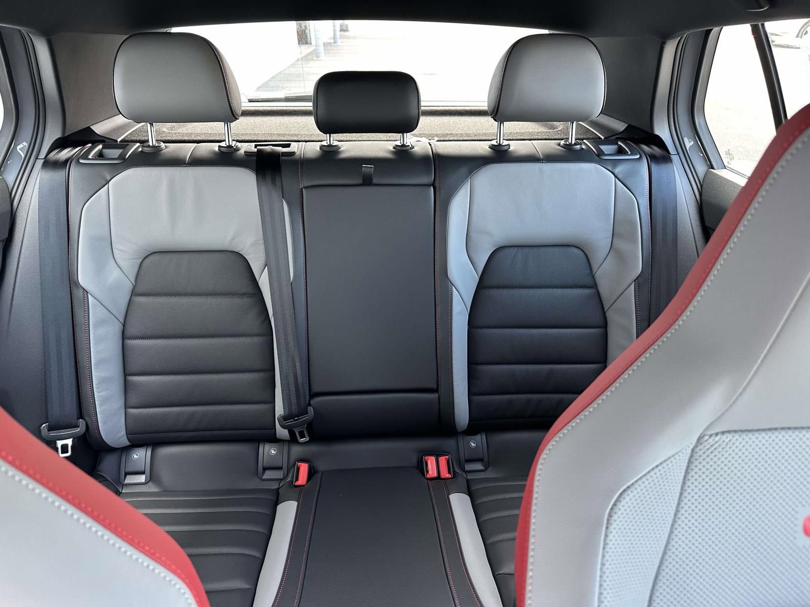 New 2026 Volkswagen GTI SE image 14