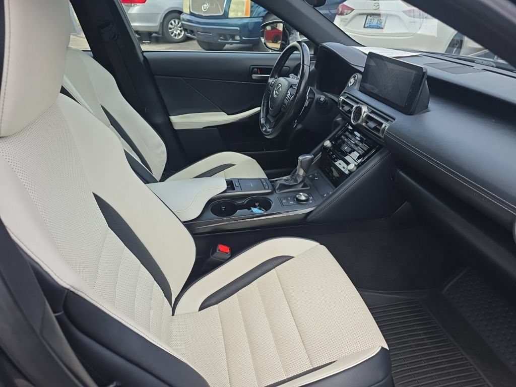 Used 2022 Lexus IS 350 F Sport AWD/4WD image 10