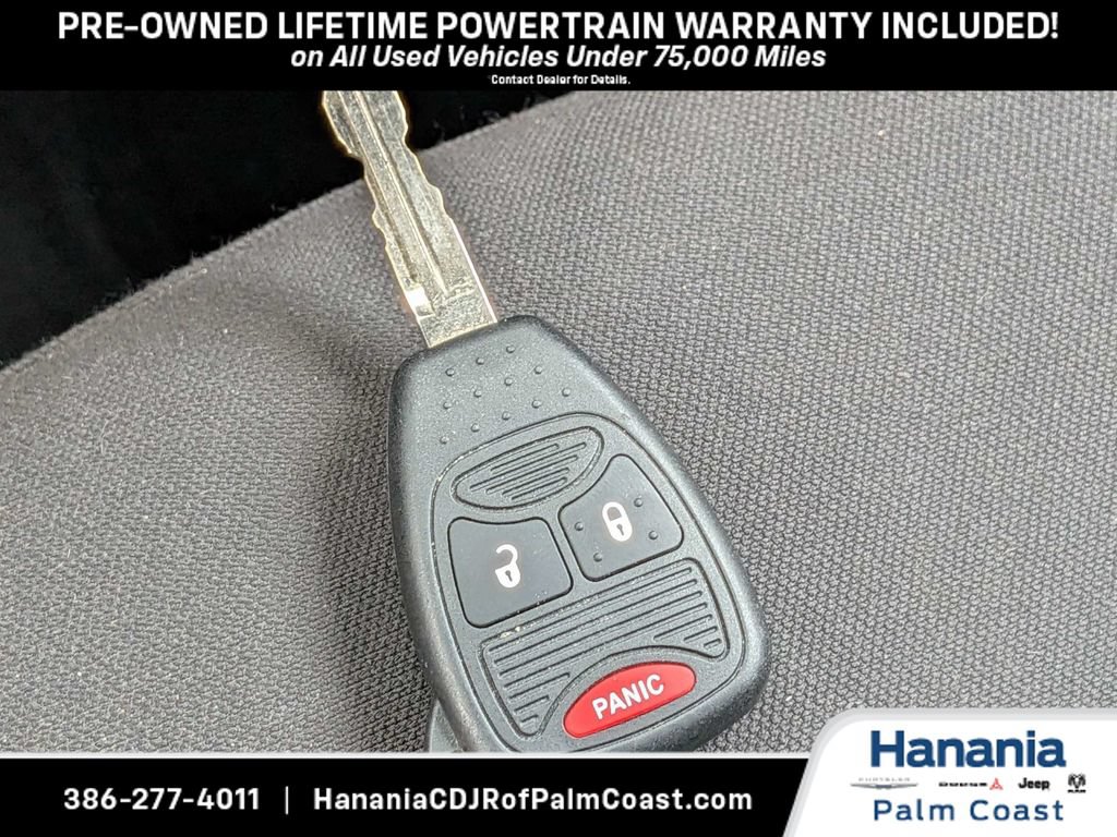 Used 2017 Jeep Wrangler Unlimited Sahara w/ Connectivity Group AWD/4WD image 30