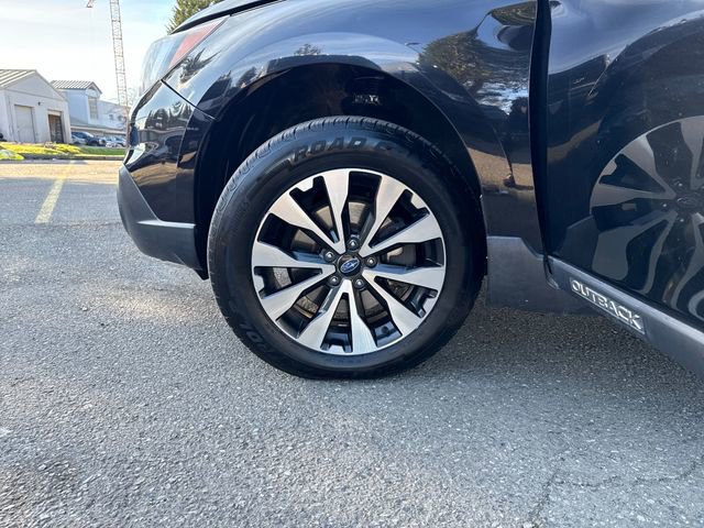 Used 2017 Subaru Outback 2.5i Limited image 30