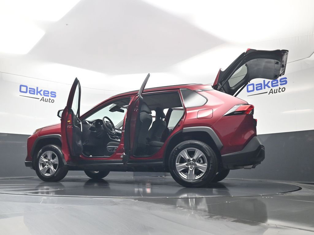 Used 2025 Toyota RAV4 XLE w/ Convenience Package image 63