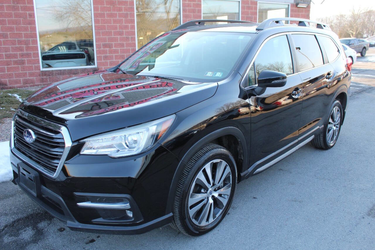 Used 2022 Subaru Ascent Limited w/ Technology Package image 2