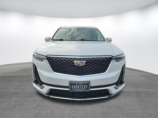 Used 2022 Cadillac XT6 Premium Luxury w/ Technology Package AWD/4WD image 2