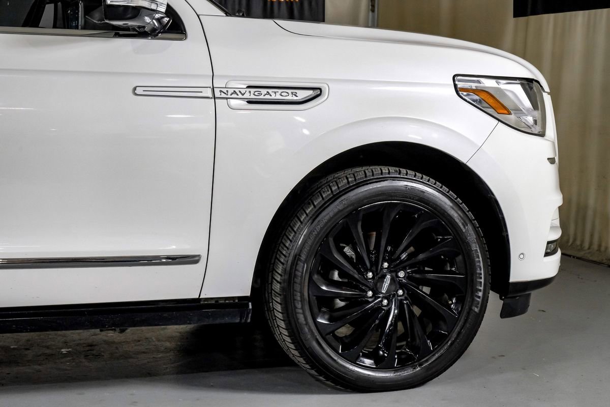 Used 2020 Lincoln Navigator L Reserve w/ Equipment Group 208A Reserve image 7