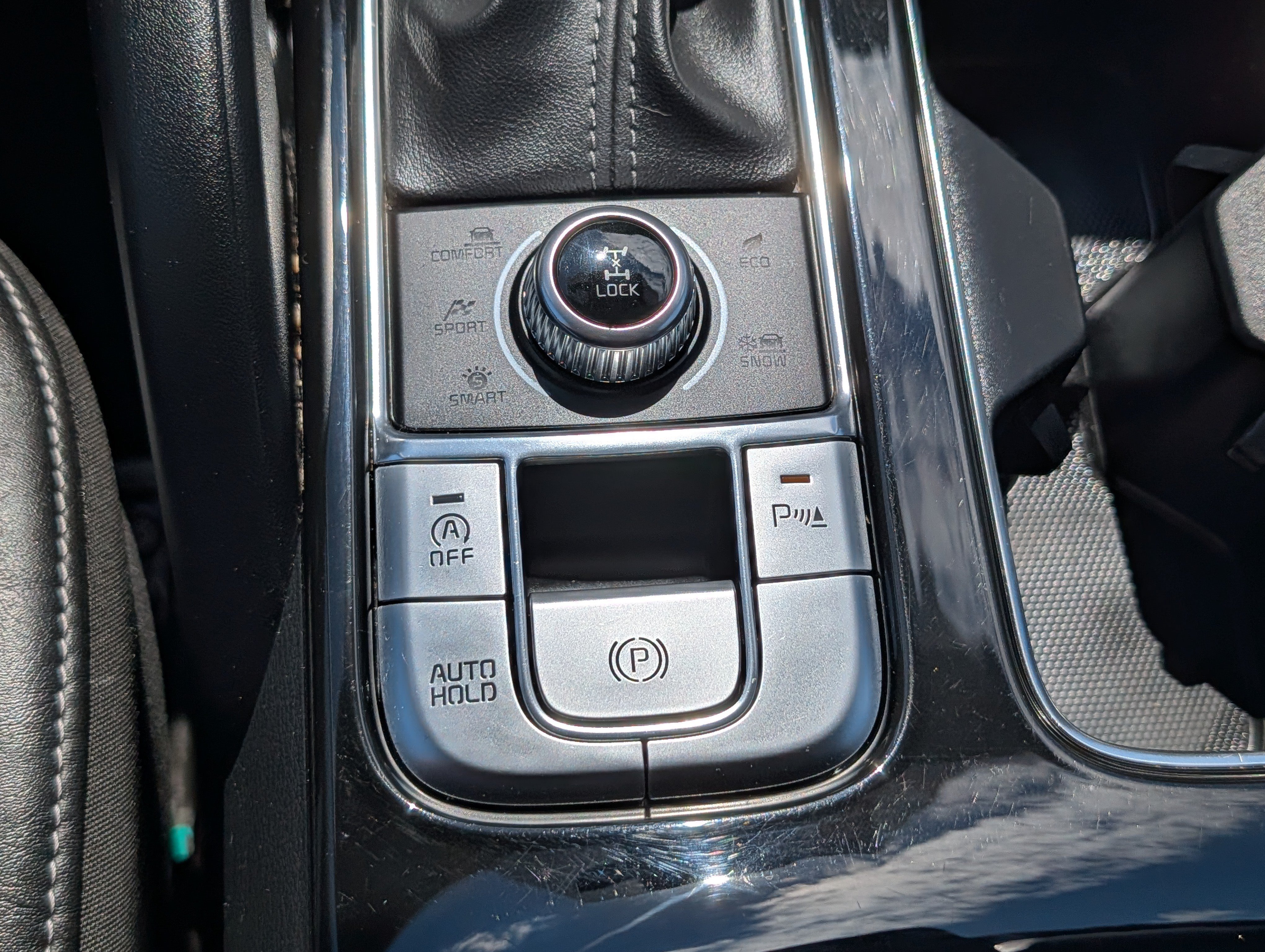 Certified 2023 Kia Telluride LX AWD/4WD image 28