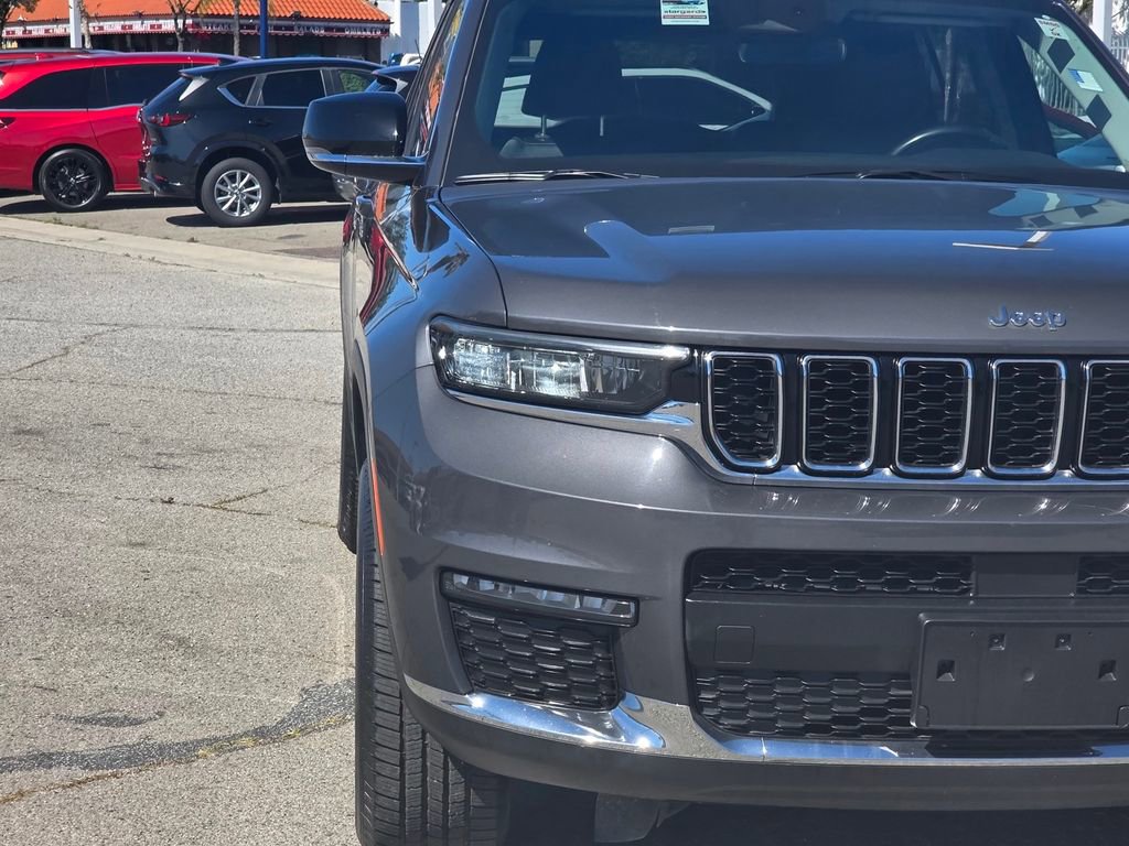 Used 2022 Jeep Grand Cherokee L Limited image 3