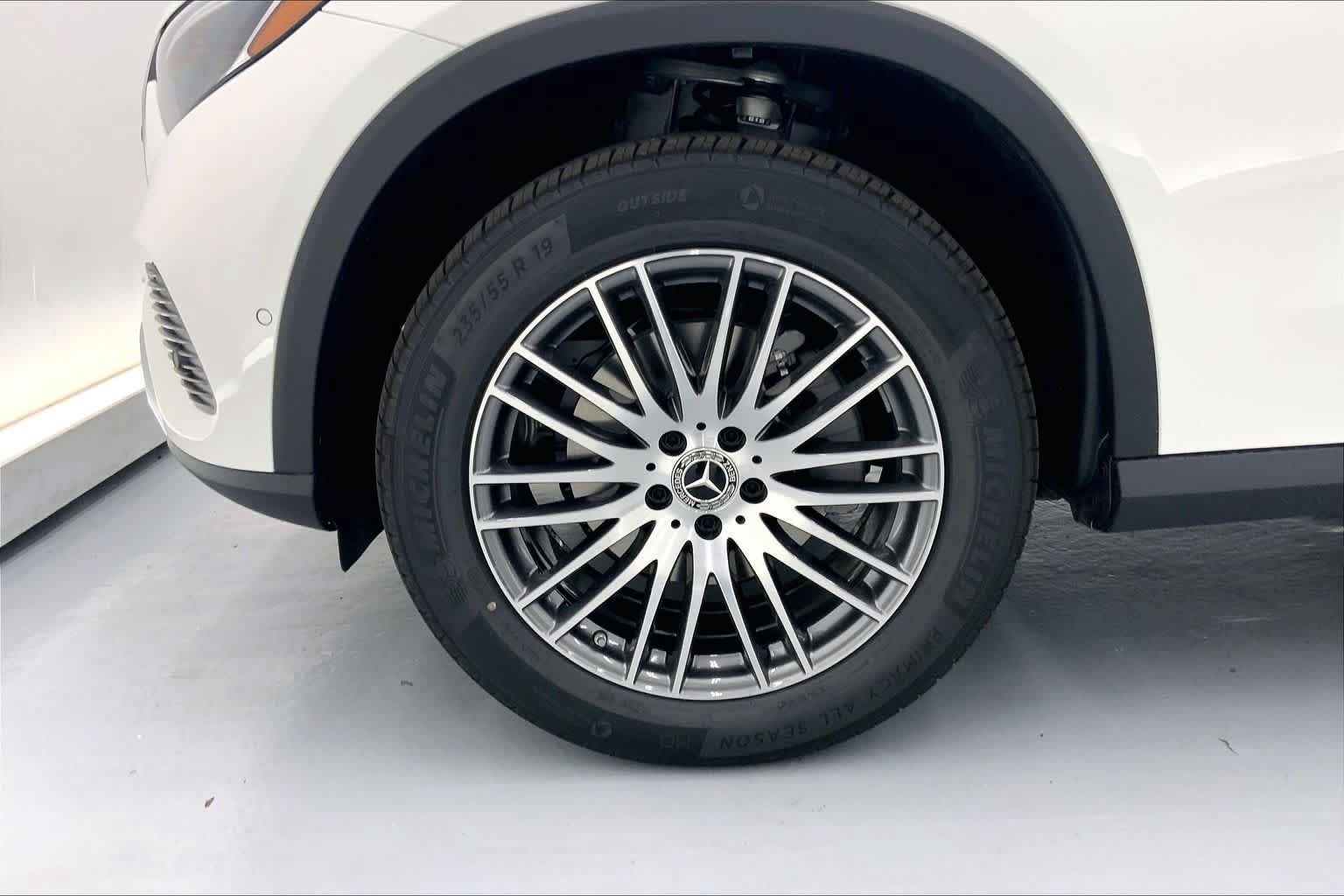 New 2027 Mercedes-Benz GLC 300 image 9
