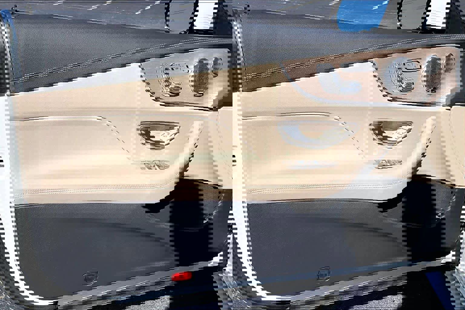 Used 2023 Mercedes-Benz E 450 Coupe image 22