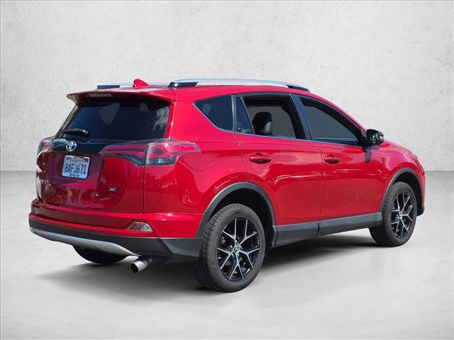 Used 2017 Toyota RAV4 SE FWD image 5