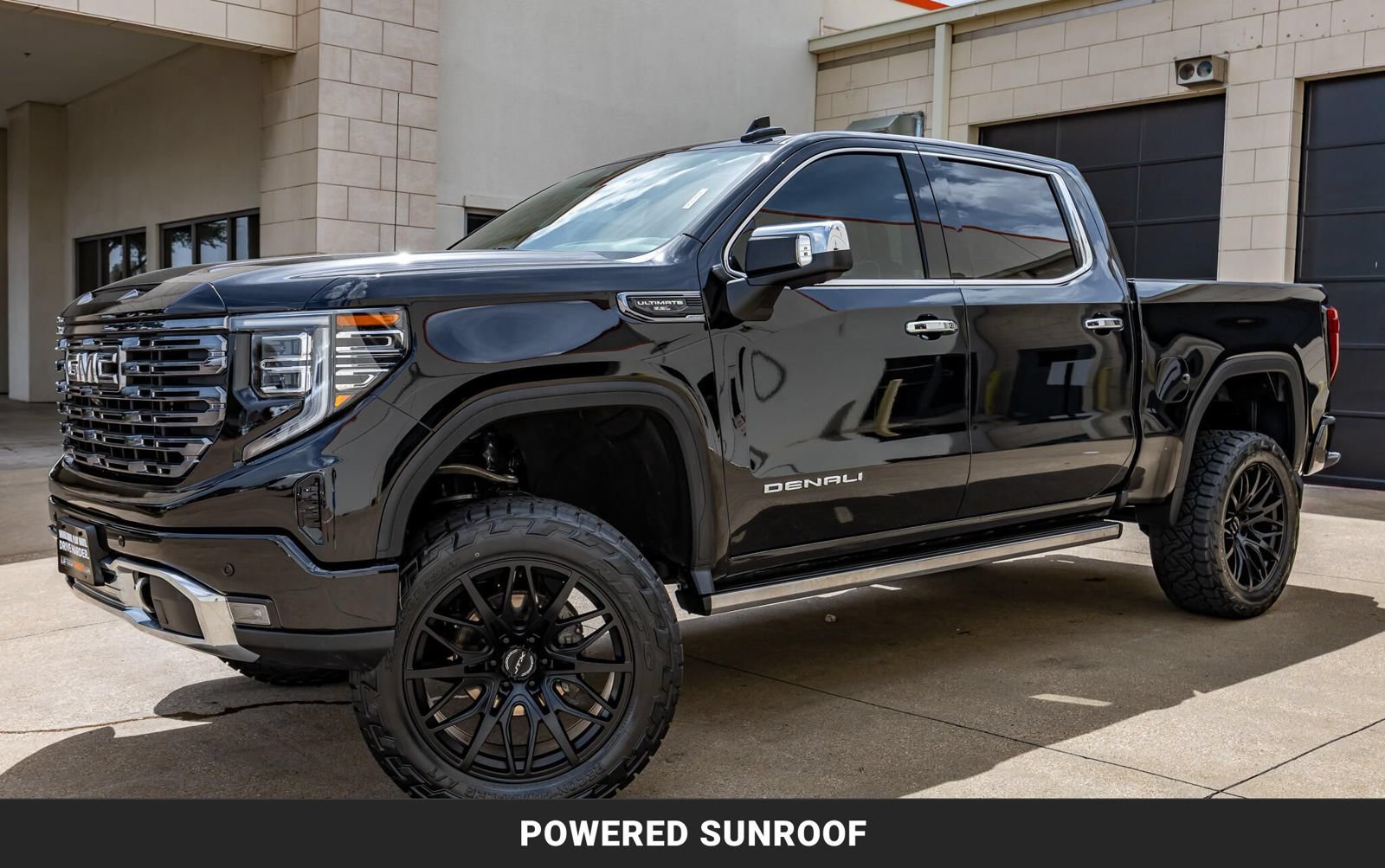 Used 2025 GMC Sierra 1500 Denali Ultimate AWD/4WD image 5
