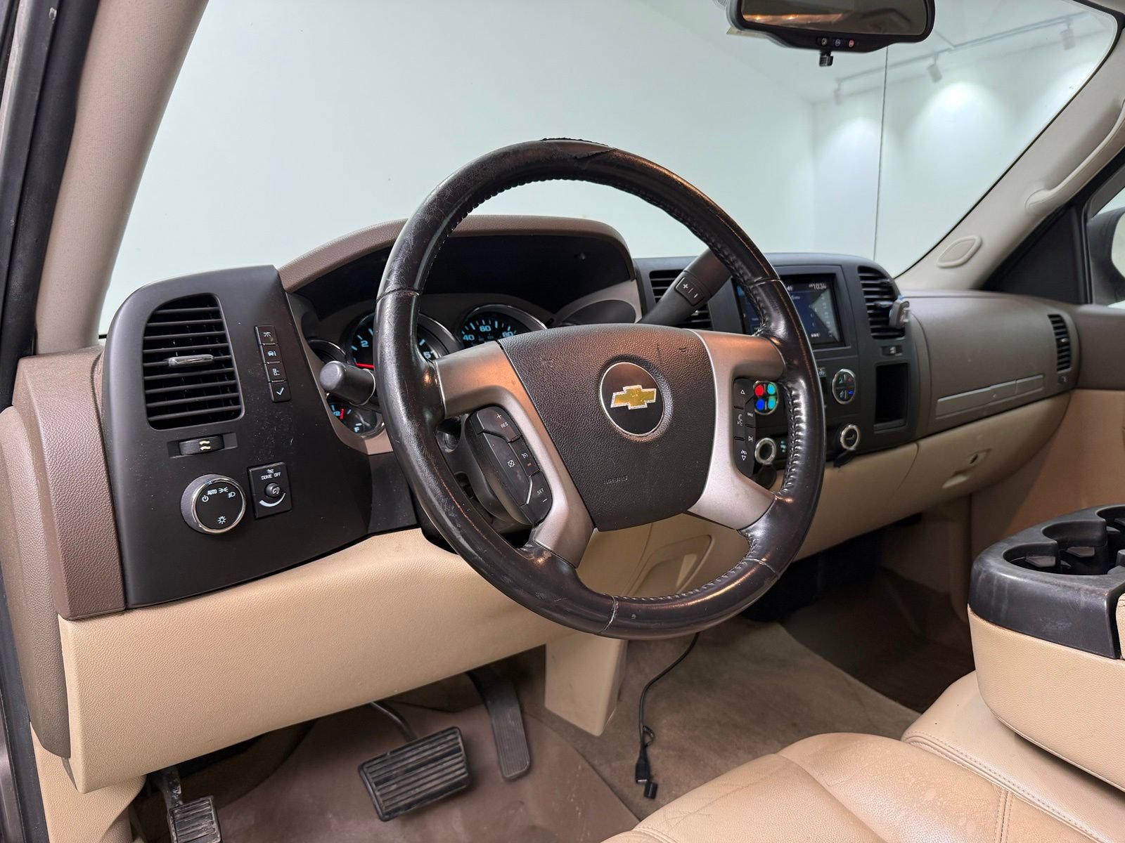 Used 2013 Chevrolet Silverado 1500 LT w/ All-Star Edition AWD/4WD image 16