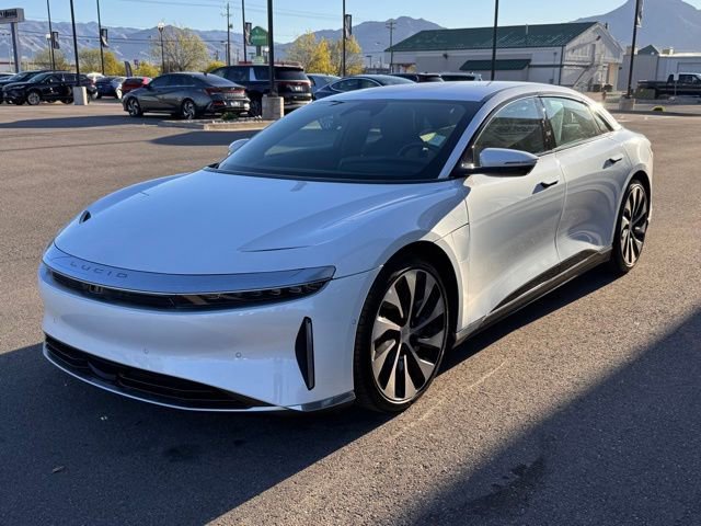 Used 2023 Lucid Air Touring image 3