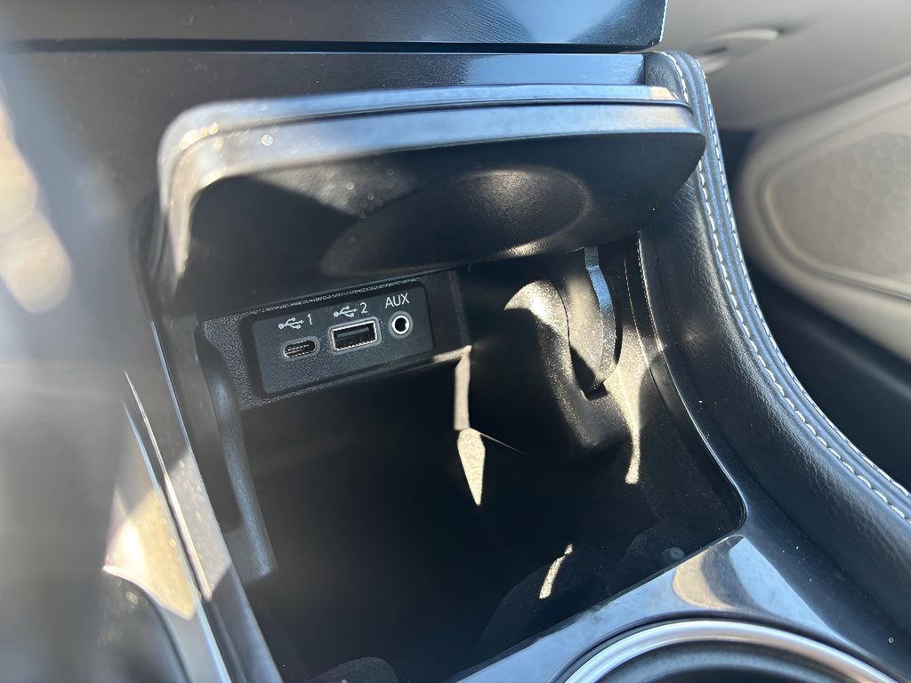 Used 2021 Nissan Maxima 3.5 SV w/ Floor Mat Group FWD image 16