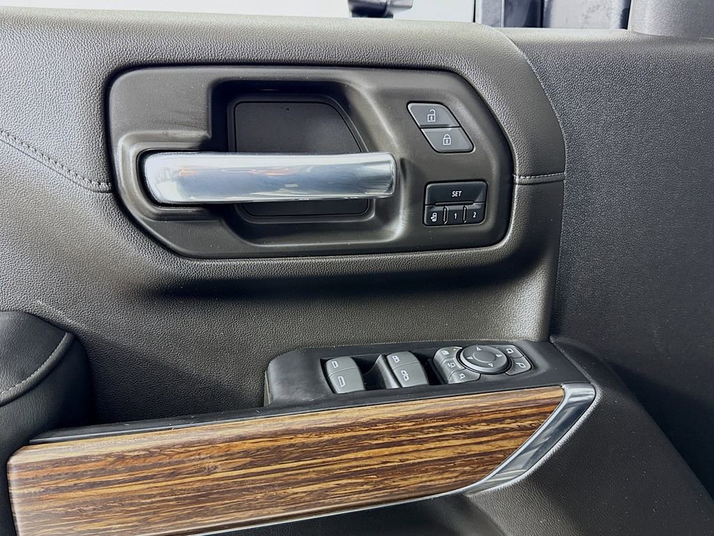 Used 2023 Chevrolet Silverado 3500 High Country w/ Z71 Off-Road Package image 16