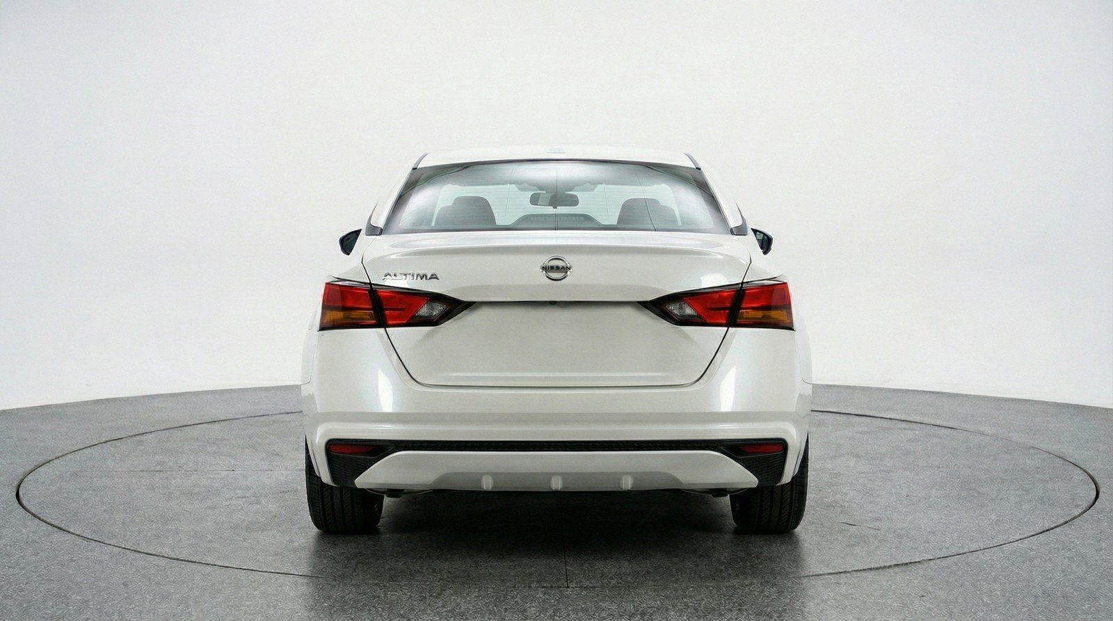 Used 2025 Nissan Altima 2.5 SV FWD image 7