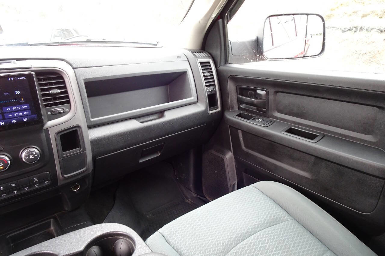 Used 2017 RAM 2500 Tradesman w/ Chrome Appearance Group image 21