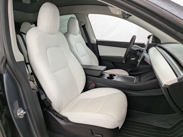 Used 2022 Tesla Model Y Performance image 22