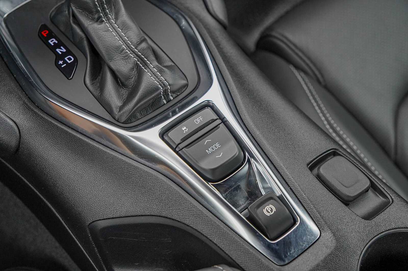 Used 2023 Chevrolet Camaro LT w/ RS Package image 22