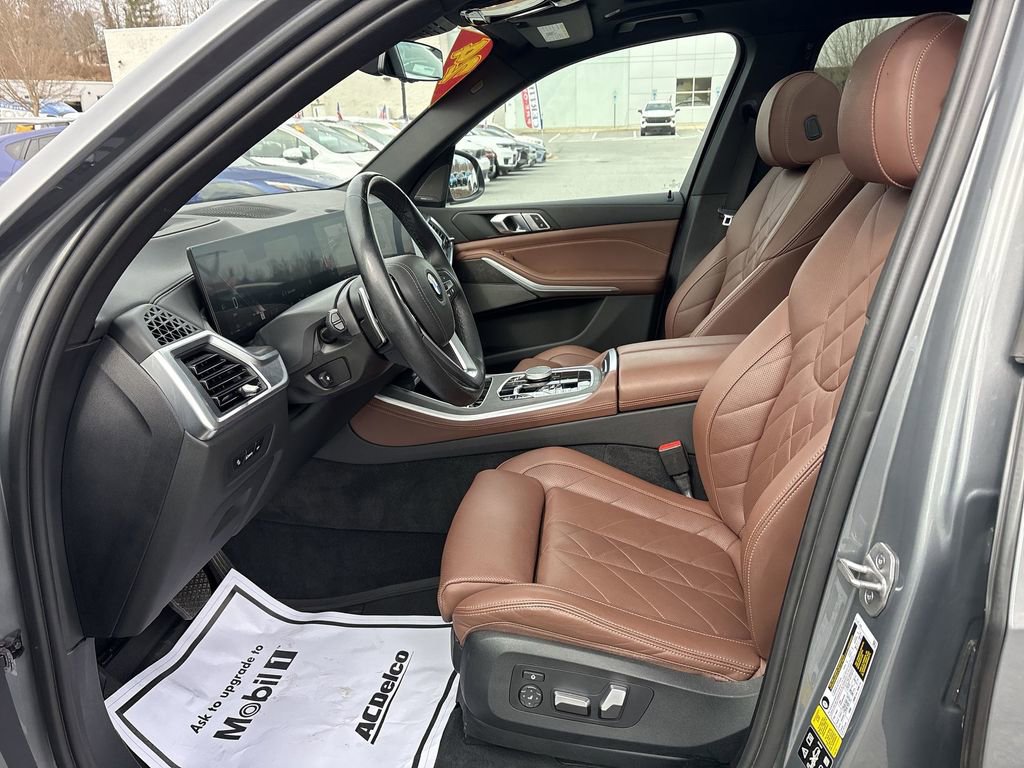Used 2024 BMW X5 xDrive40i w/ Premium Package image 22