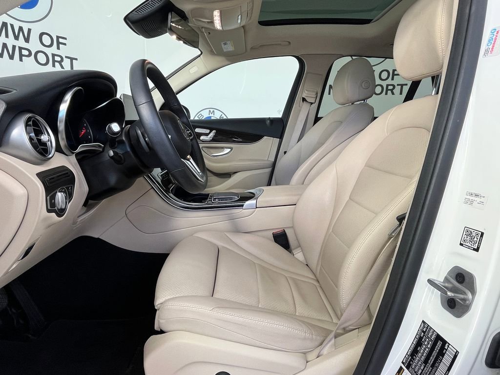 Used 2022 Mercedes-Benz GLC 300 image 17