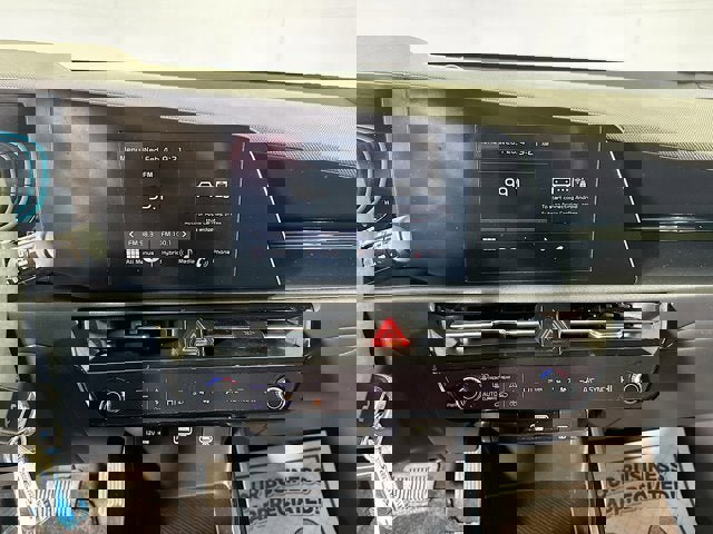 Used 2024 Kia Niro LX image 10