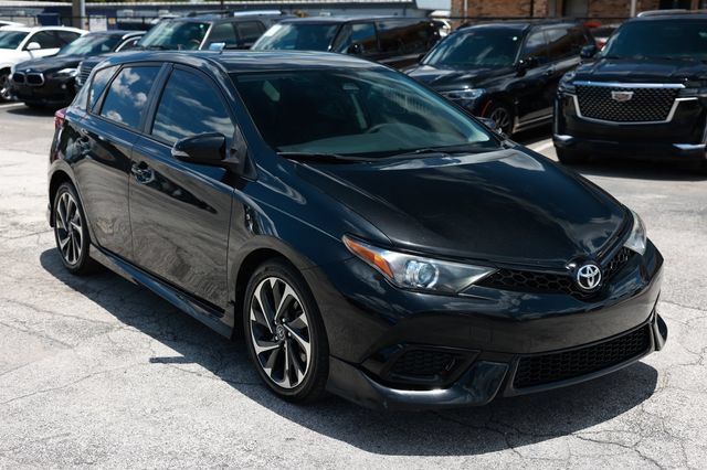 Used 2017 Toyota Corolla iM FWD image 18