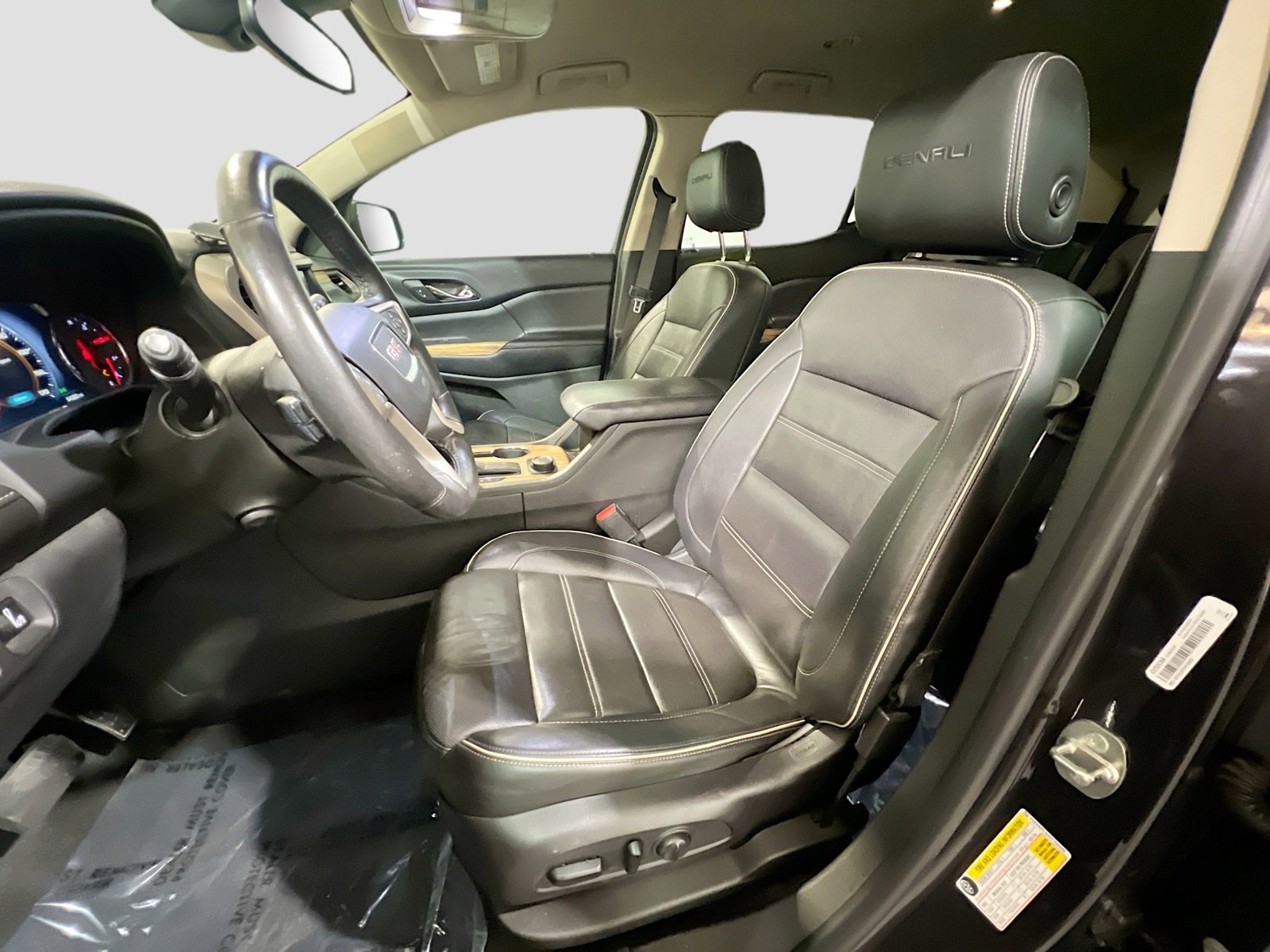 Used 2017 GMC Acadia Denali w/ Technology Package image 15