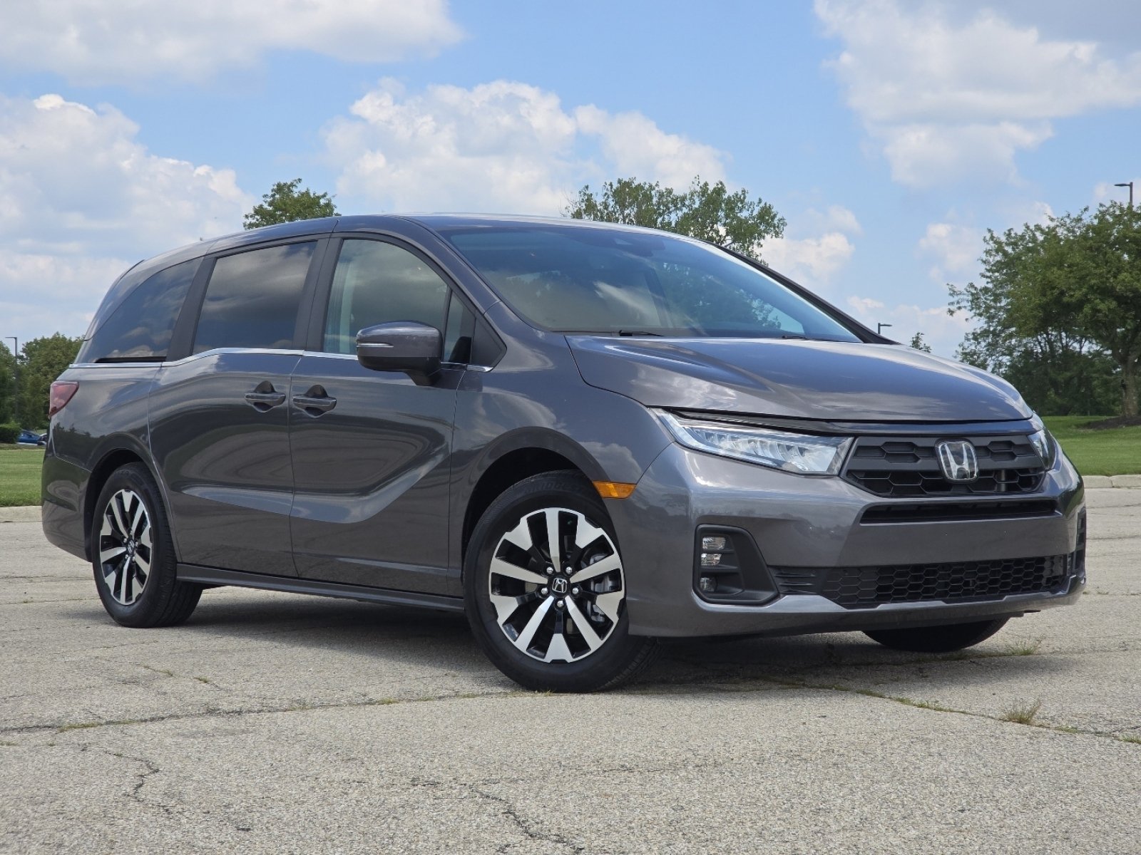 Certified 2025 Honda Odyssey EX-L image 13
