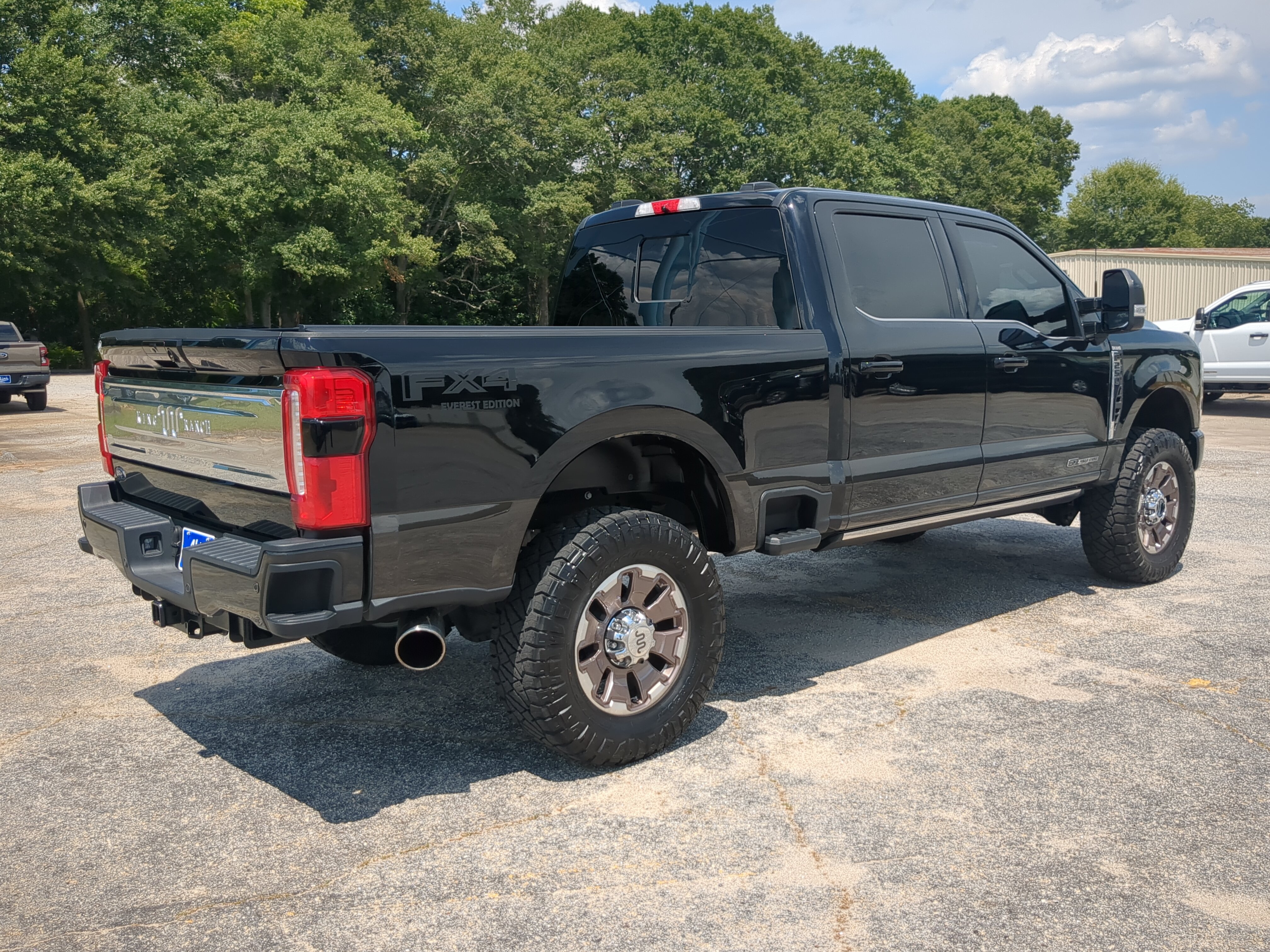 Used 2024 Ford F250 King Ranch AWD/4WD image 3