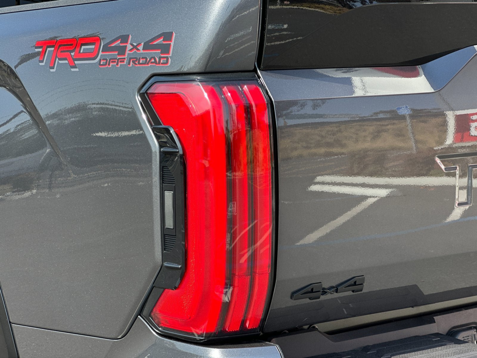 New 2026 Toyota Tundra Platinum AWD/4WD image 25