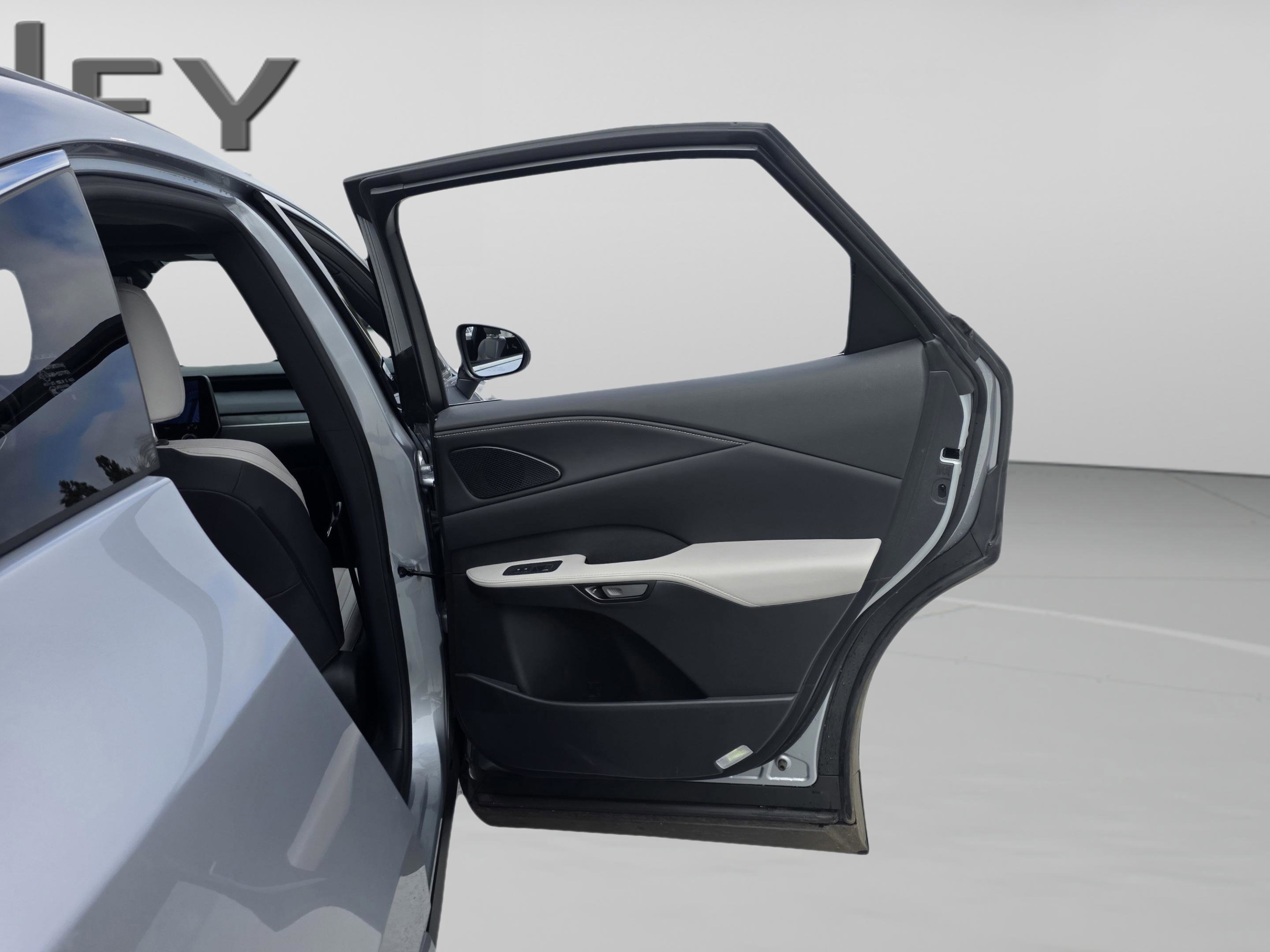 Certified 2023 Lexus RX 350 Premium Plus w/ Cold Area Package FWD image 21