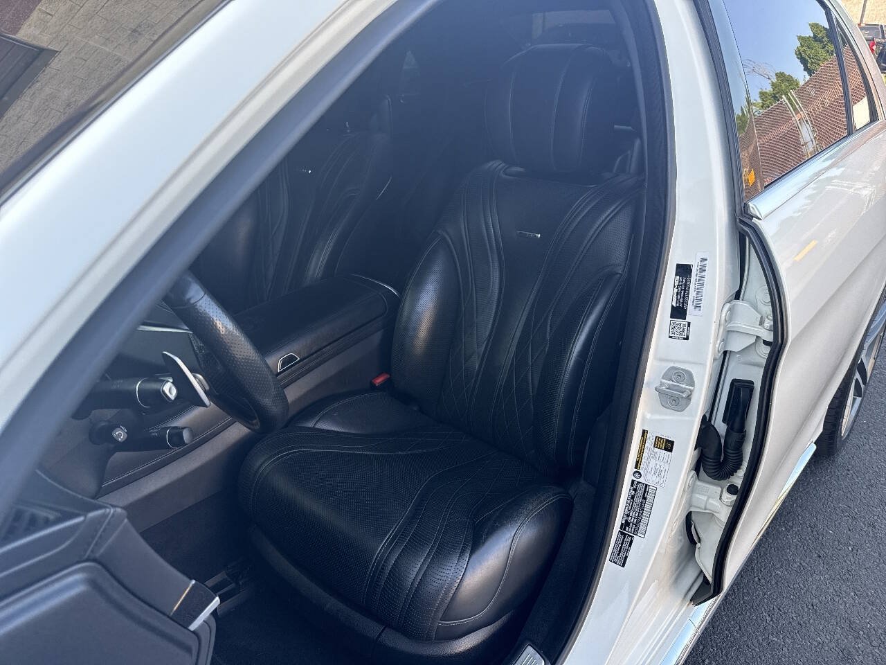 Used 2015 Mercedes-Benz S 65 AMG Sedan image 38