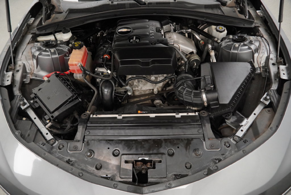 Certified 2020 Chevrolet Camaro LT RWD image 43