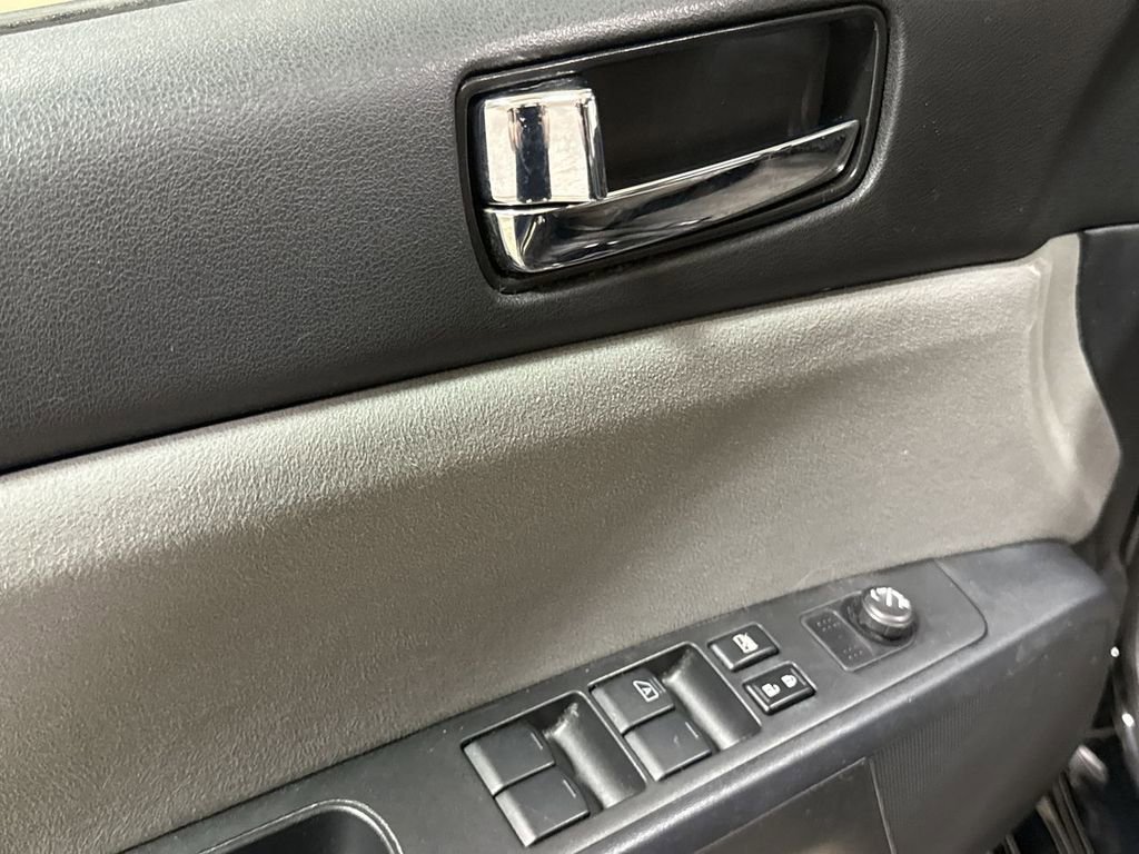 Used 2012 Nissan Sentra 2.0 SR w/ Special Edition Pkg image 21