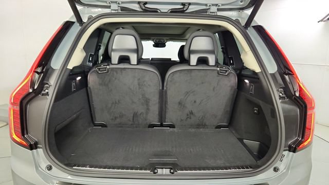 New 2026 Volvo XC90 B6 Plus w/ Protection Package Premier AWD/4WD image 40