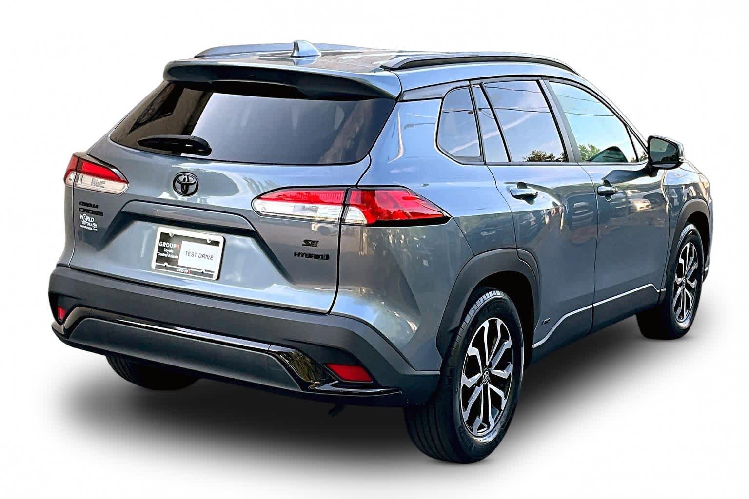 Used 2023 Toyota Corolla Cross AWD Hybrid image 13