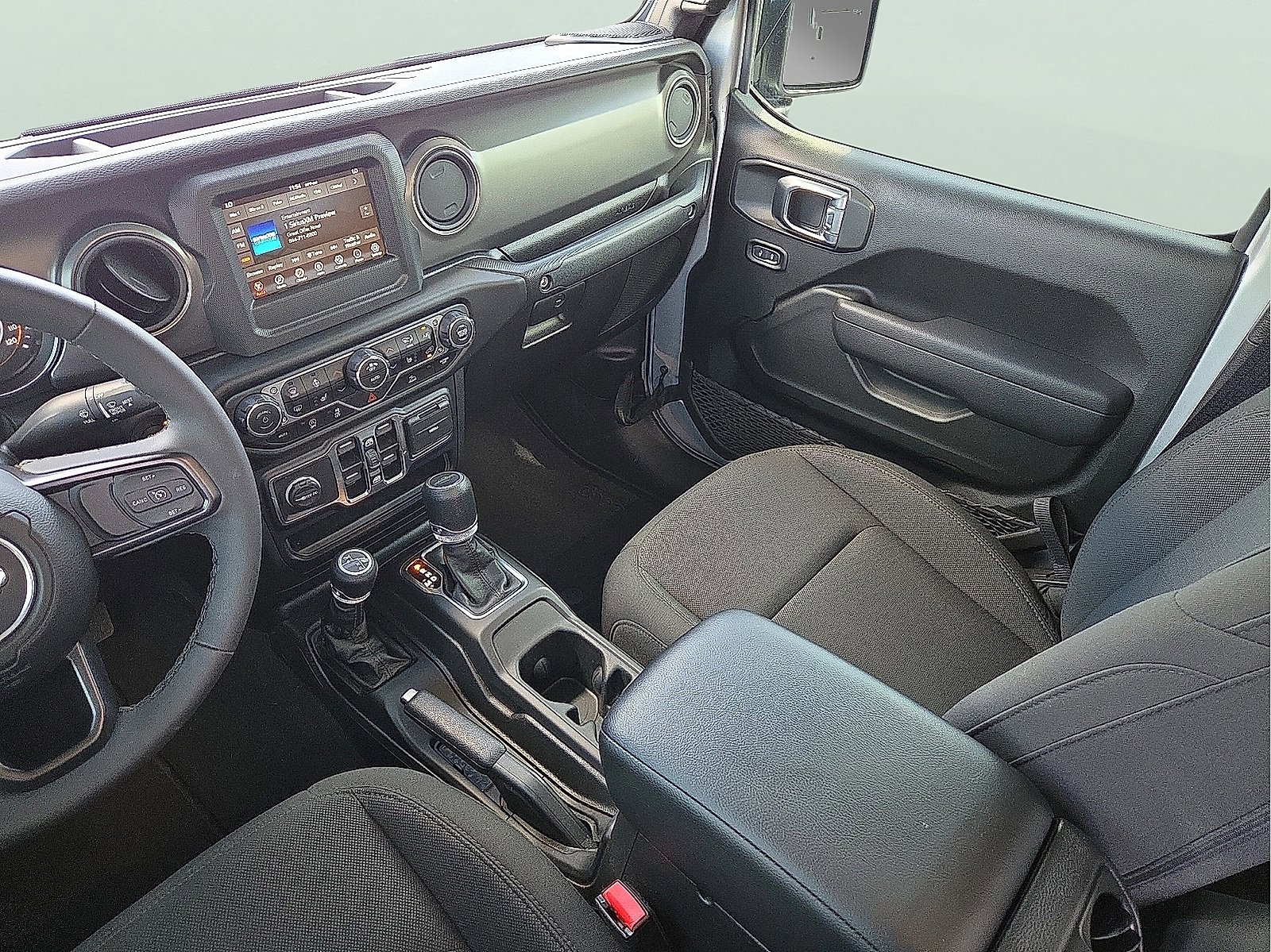 Used 2023 Jeep Gladiator Sport image 11