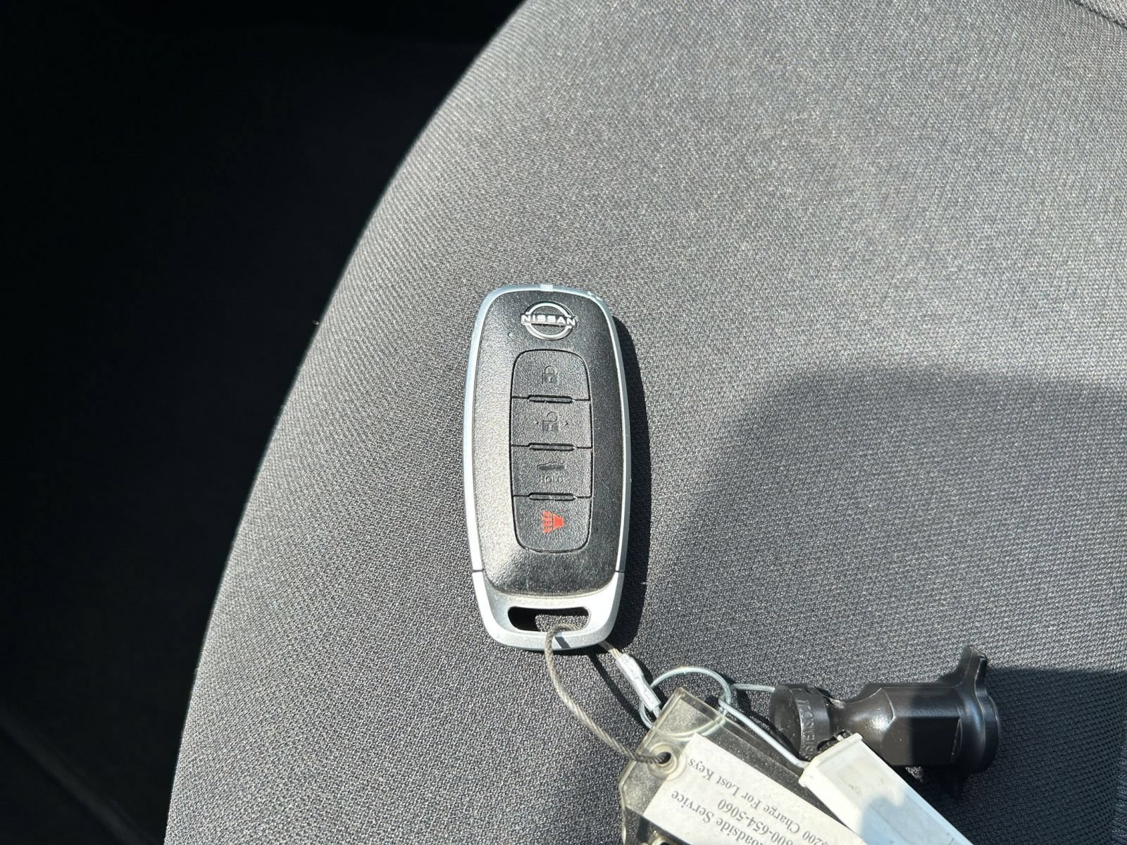 Used 2025 Nissan Sentra SV FWD image 18