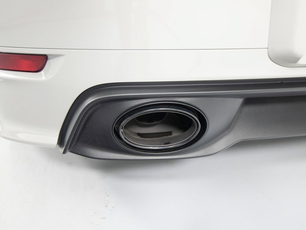 Certified 2025 Porsche 911 Carrera RWD image 49