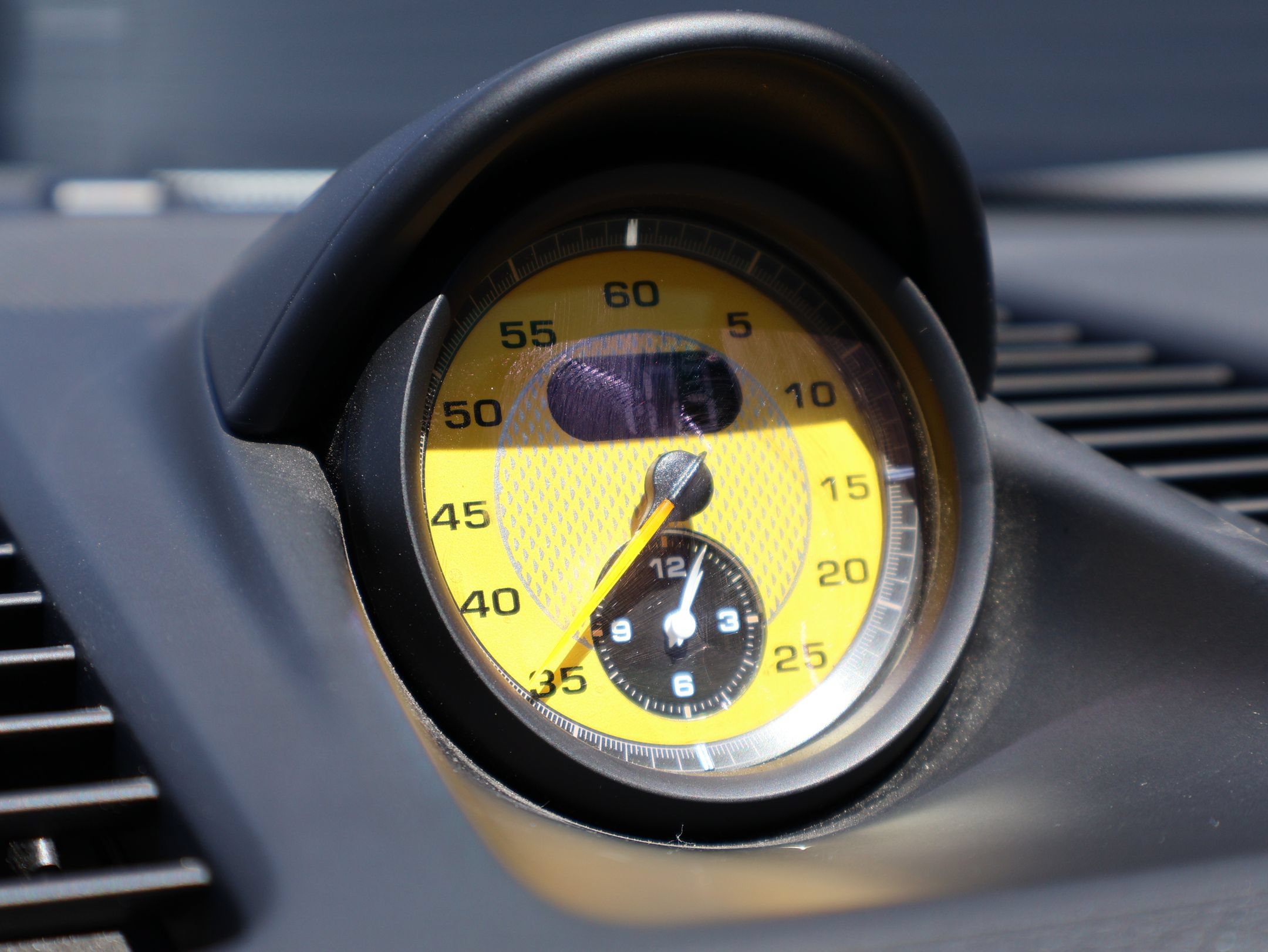 Certified 2014 Porsche 911 GT3 RWD image 21