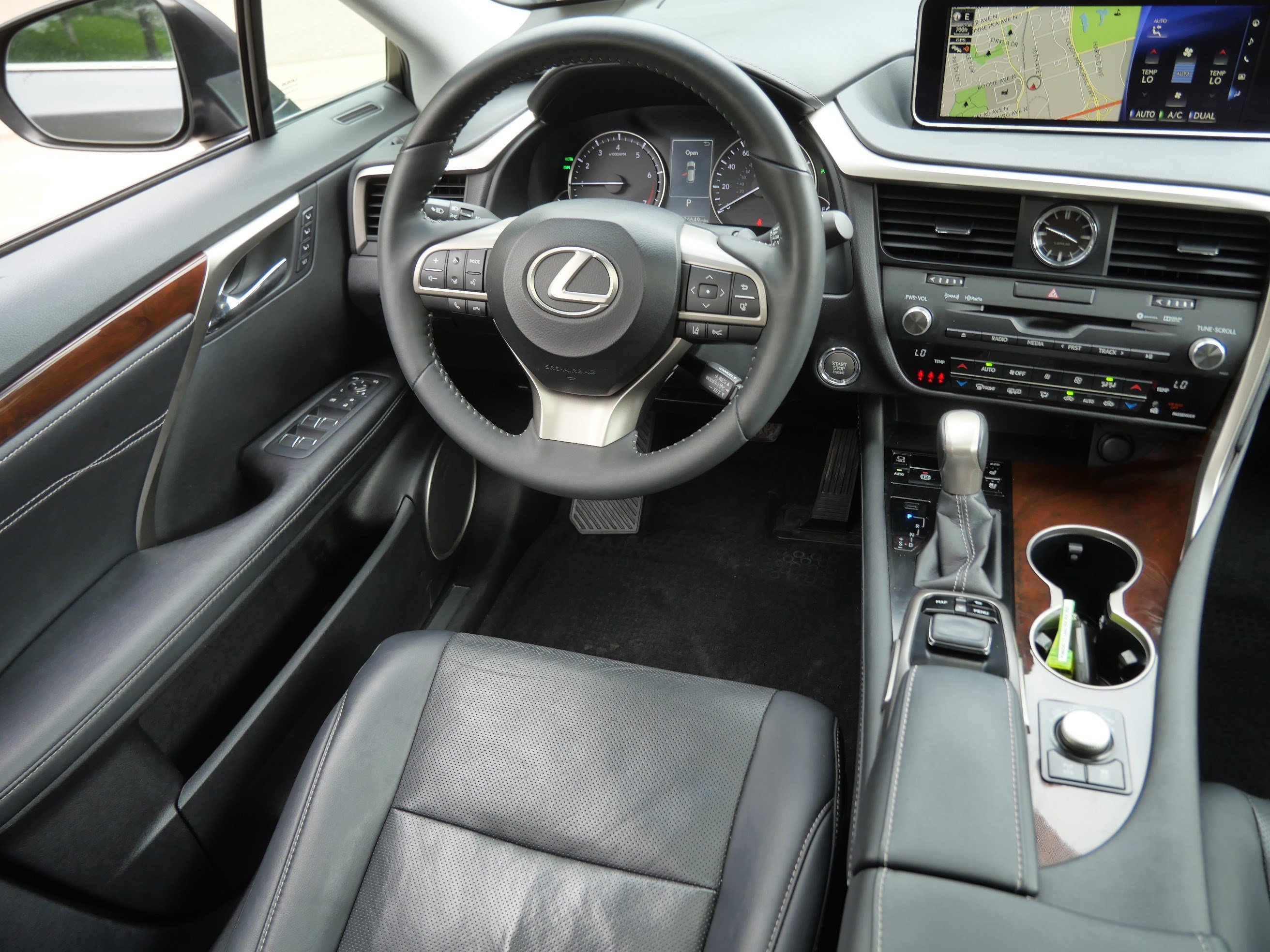 Used 2017 Lexus RX 350 AWD w/ Premium Package image 9