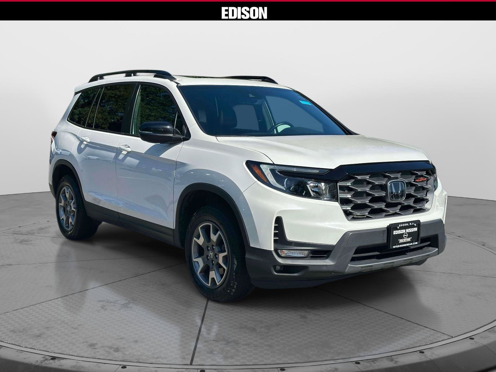 Used 2023 Honda Passport TrailSport image 1