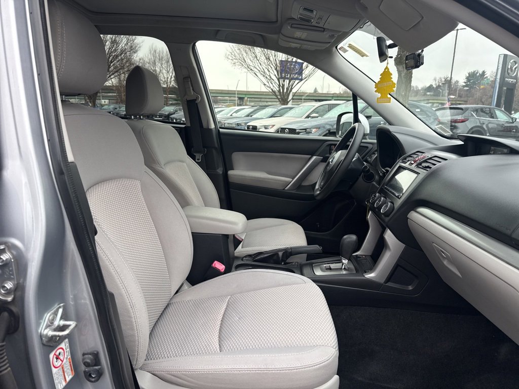 Used 2015 Subaru Forester 2.5i Premium w/ All-Weather Package image 28