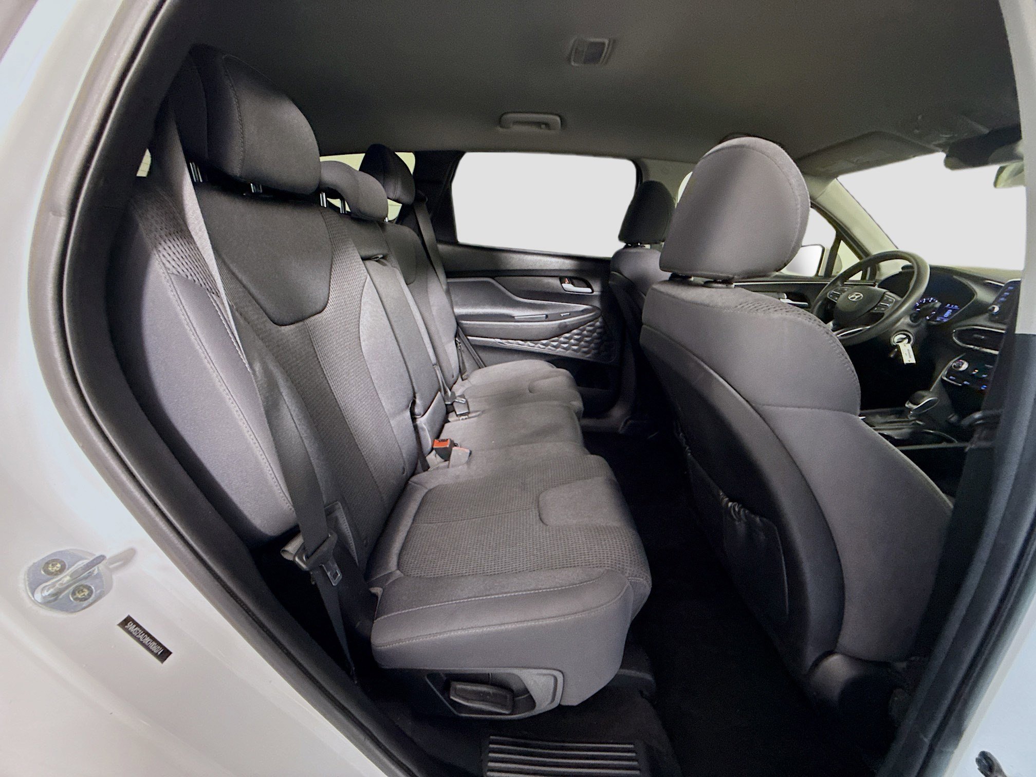 Used 2019 Hyundai Santa Fe SE image 26