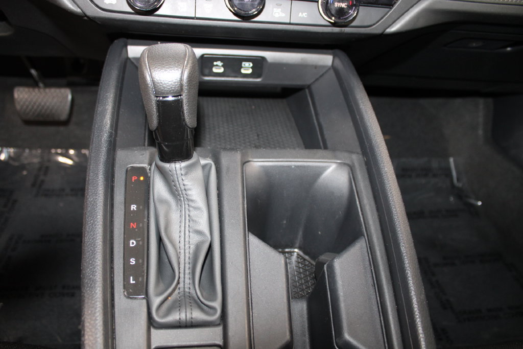 Used 2025 Honda Accord SE image 39