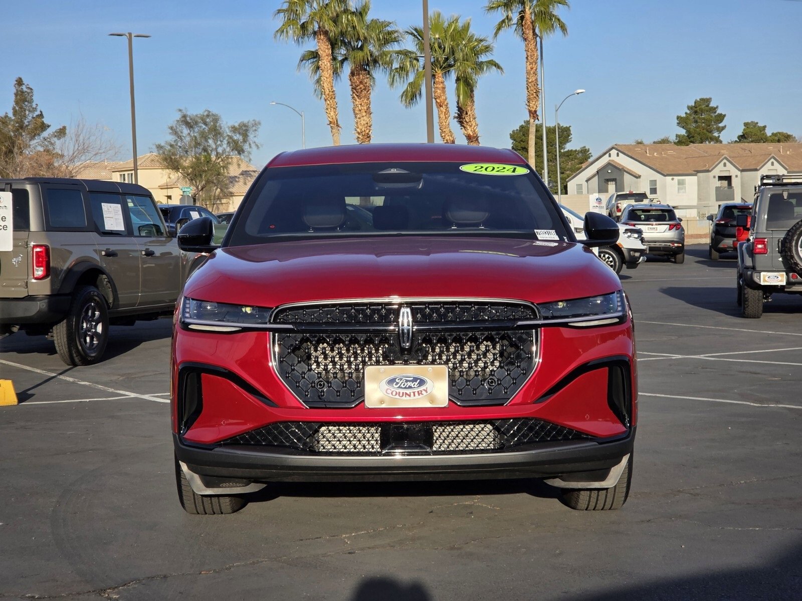 Used 2024 Lincoln Nautilus Premier w/ Jet Appearance Package image 8