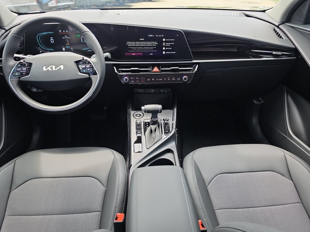 New 2026 Kia Niro EX FWD image 12